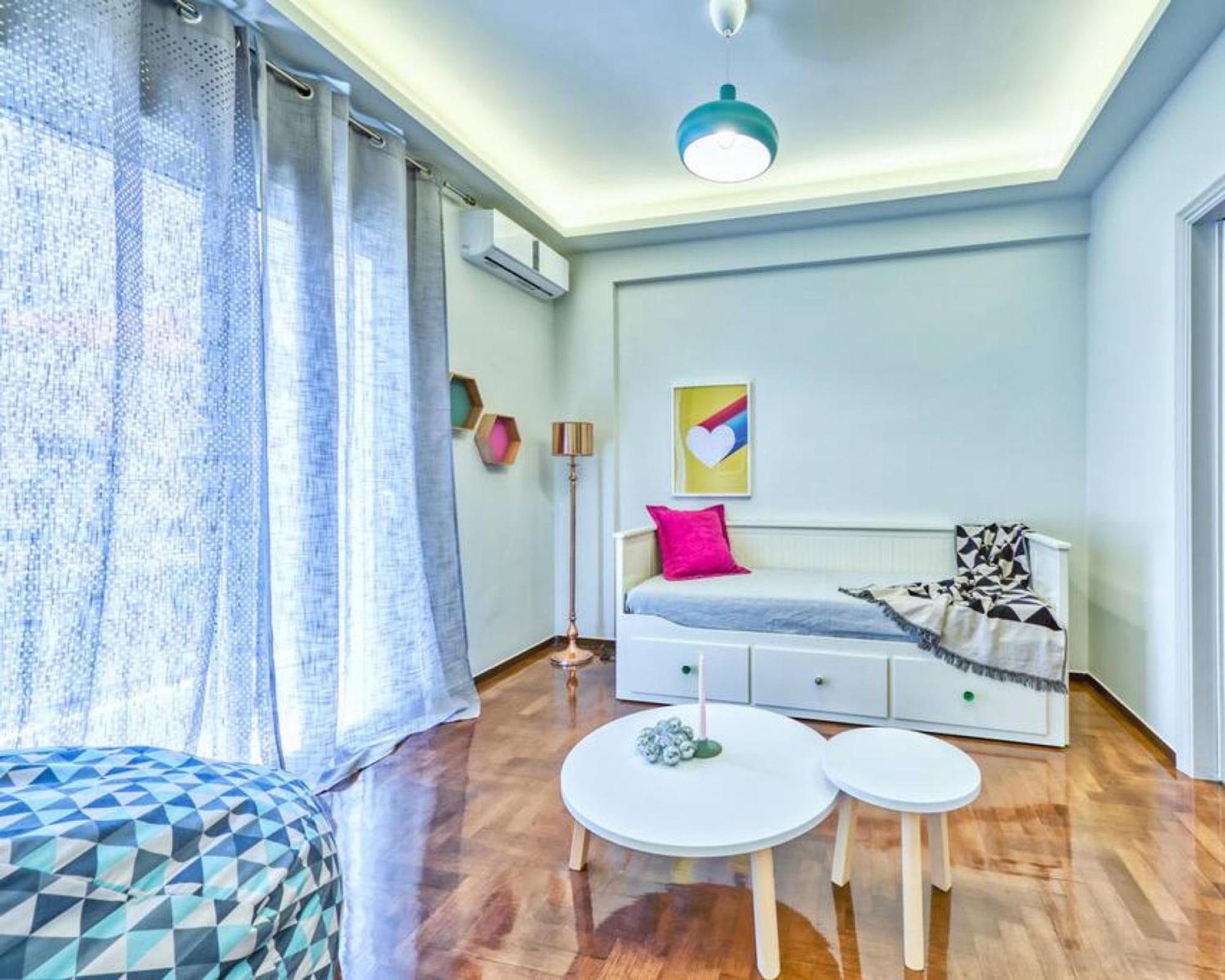 Muse A Dreamy And Fresh New Apartment เอเธนส์ ภายนอก รูปภาพ