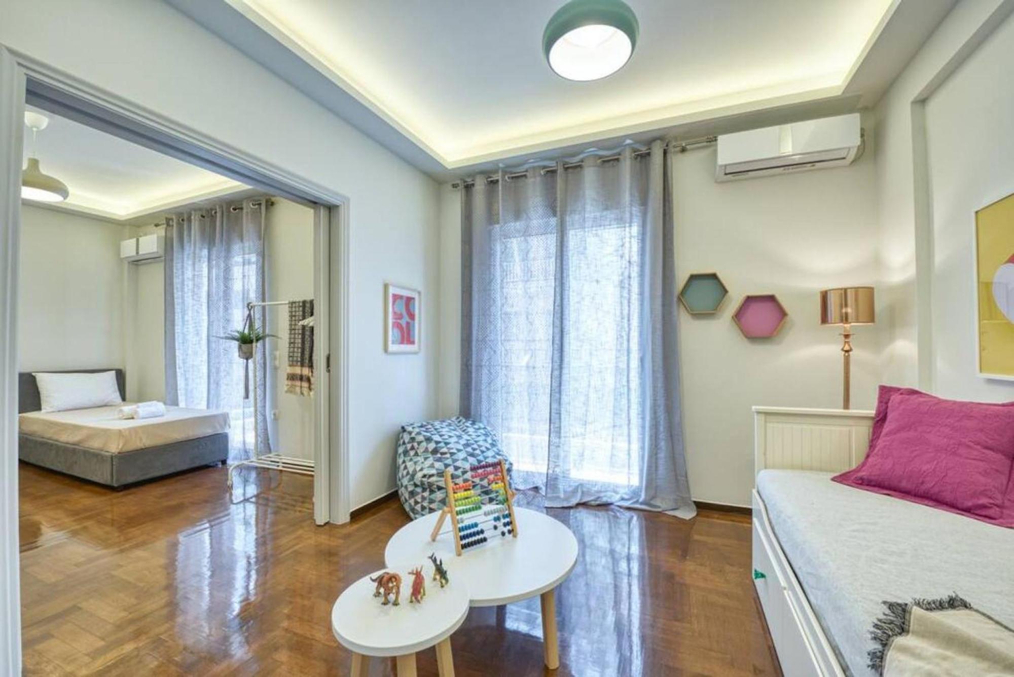 Muse A Dreamy And Fresh New Apartment เอเธนส์ ภายนอก รูปภาพ